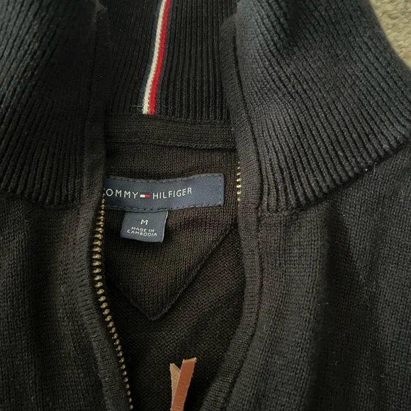 Tommy Hilfiger 1/4 Zip Sweater - Picture 3 of 4